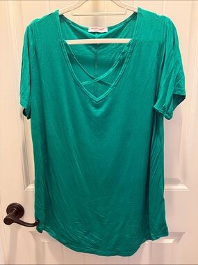 Belaroi Teal Green Crisscross V-Neck Tunic Top - Soft Everyday Style (1X)